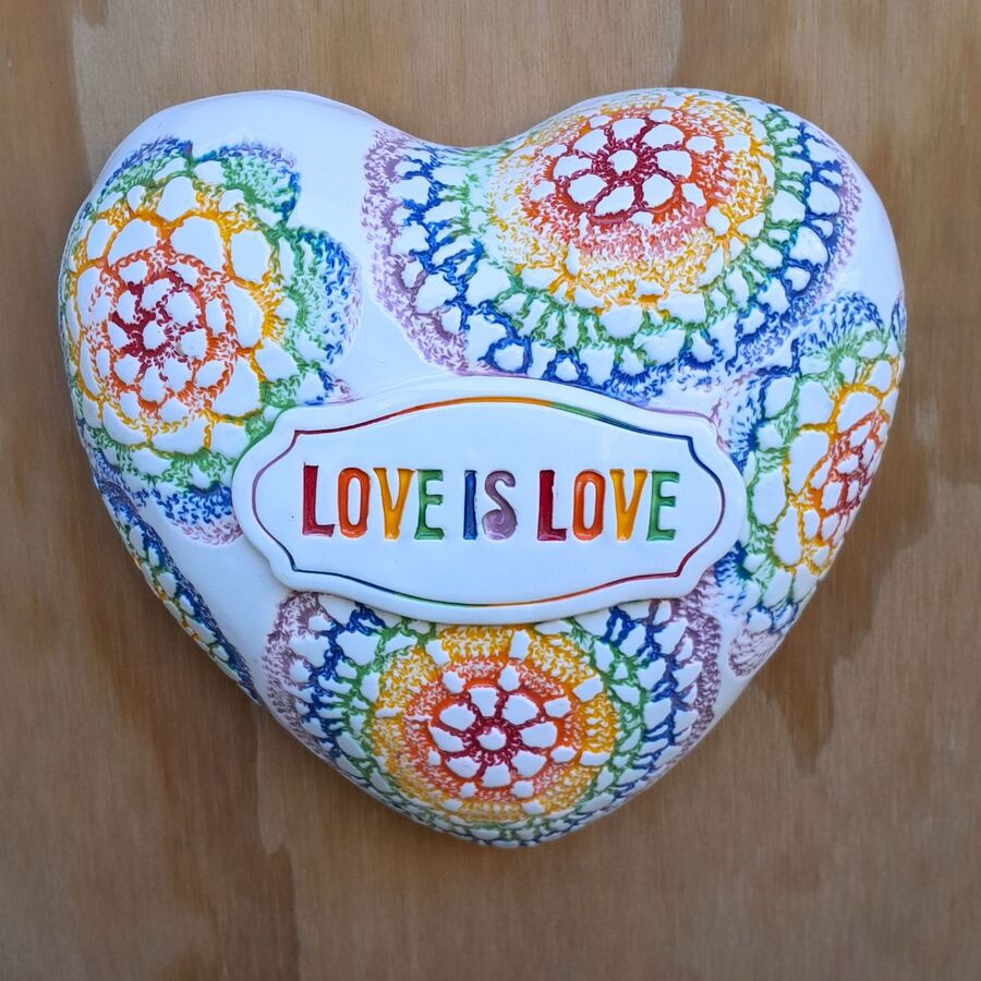 Large Puff Wall Heart